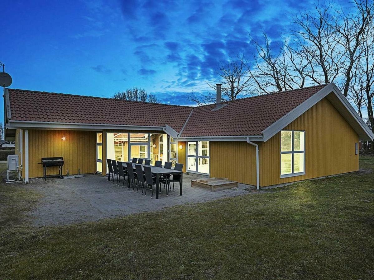 12 Person Holiday Home In Nordborg Ngoại thất bức ảnh